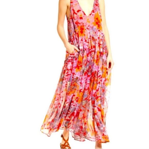 Free People Julianna Maxi Dress Ruffled Tiers V Neck Floral Print Cherry Small - Picture 11 of 13